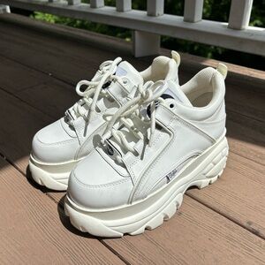 Buffalo London Platform Sneakers